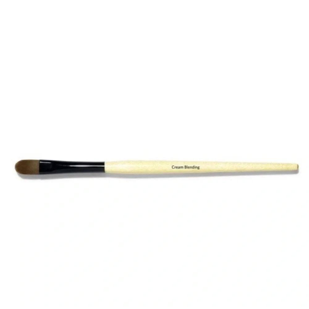 Bobbi Brown Concealer Blending Brush